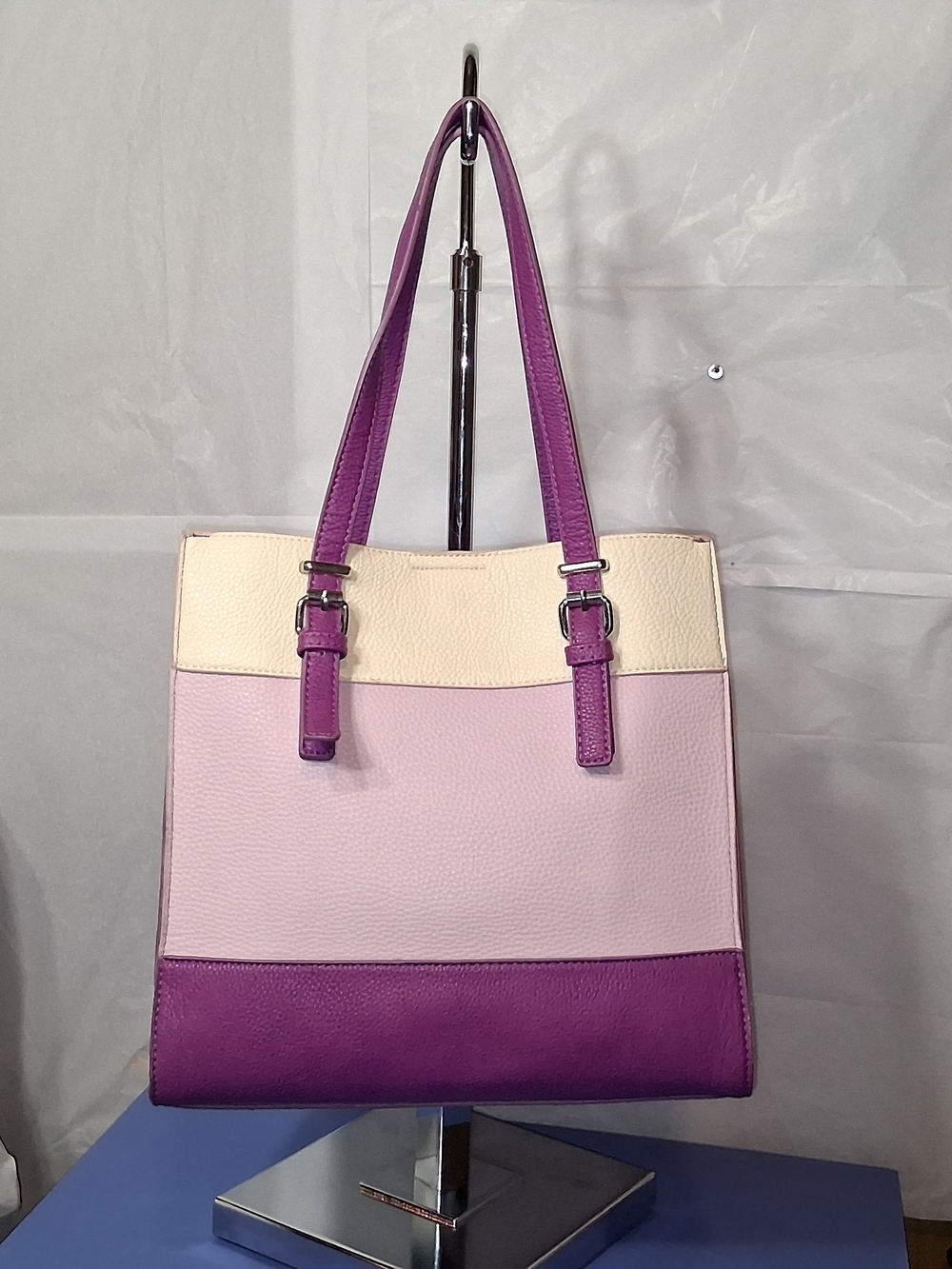 🌼SALE🌼Rare Colorblock Triple-Panel Tote in Purple, Lavender, and Cream